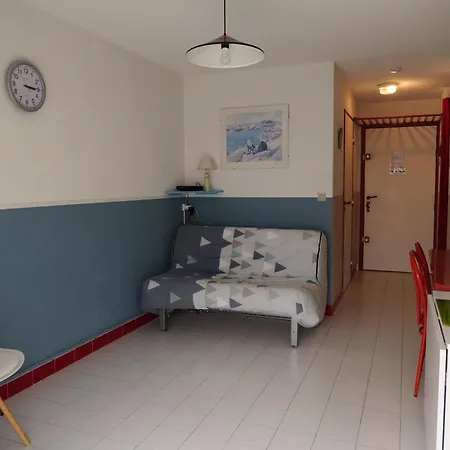 P2 Motte Apartment